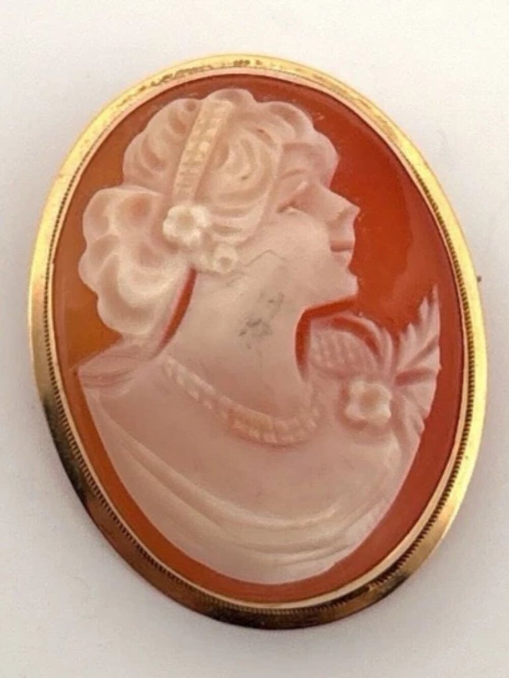 Vintage Hand-Carved Shell Cameo Brooch Pendant 14K Gold 3.57g 3.75cm x 2cm